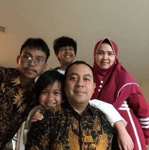 Meet your Posher, Hariyadi